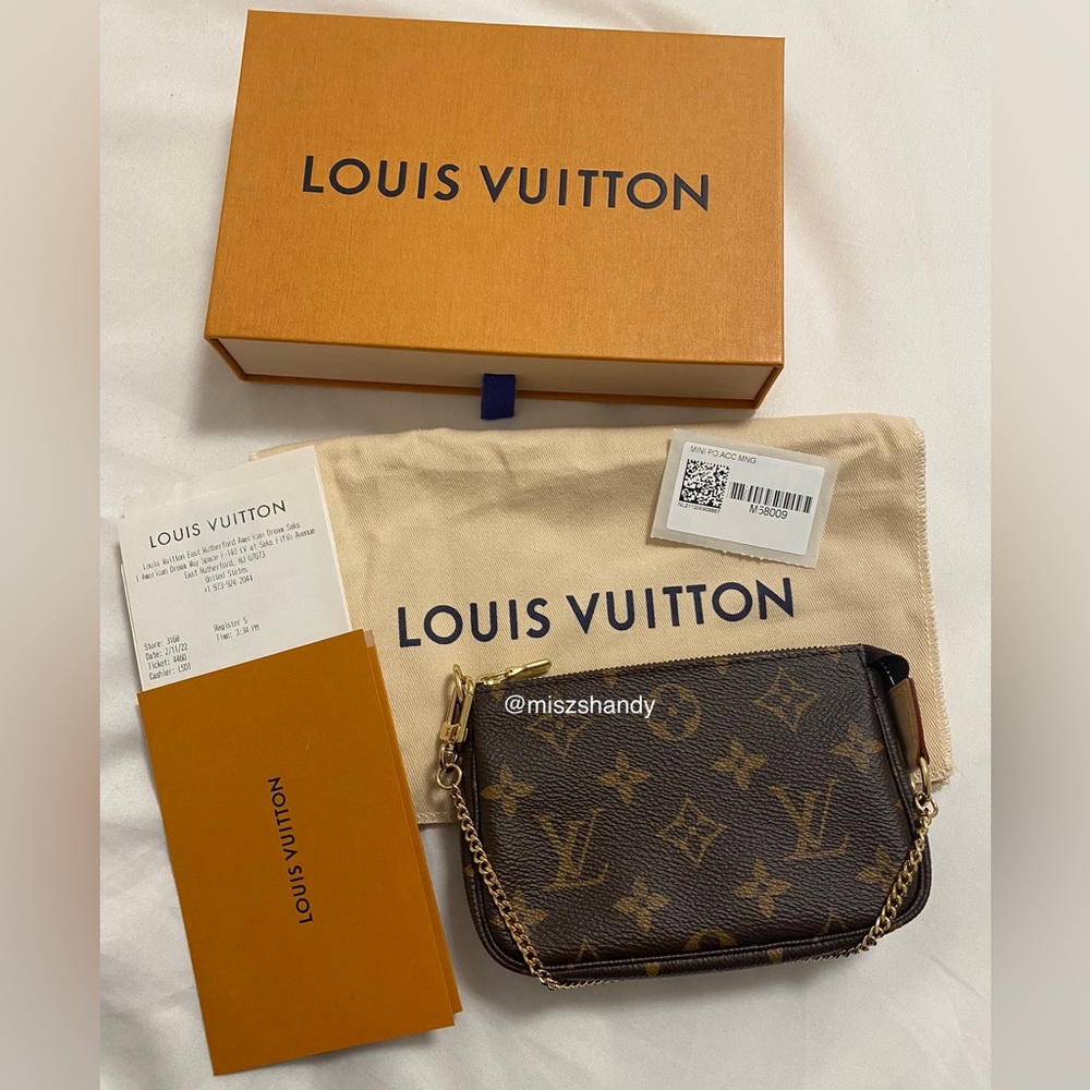 SOLD Louis Vuitton Mini Pochette Monogram *NEW* LV